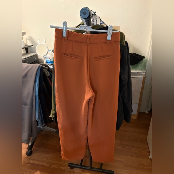 Aritzia Wilfred Carrot Pants - Picture 5 of 6